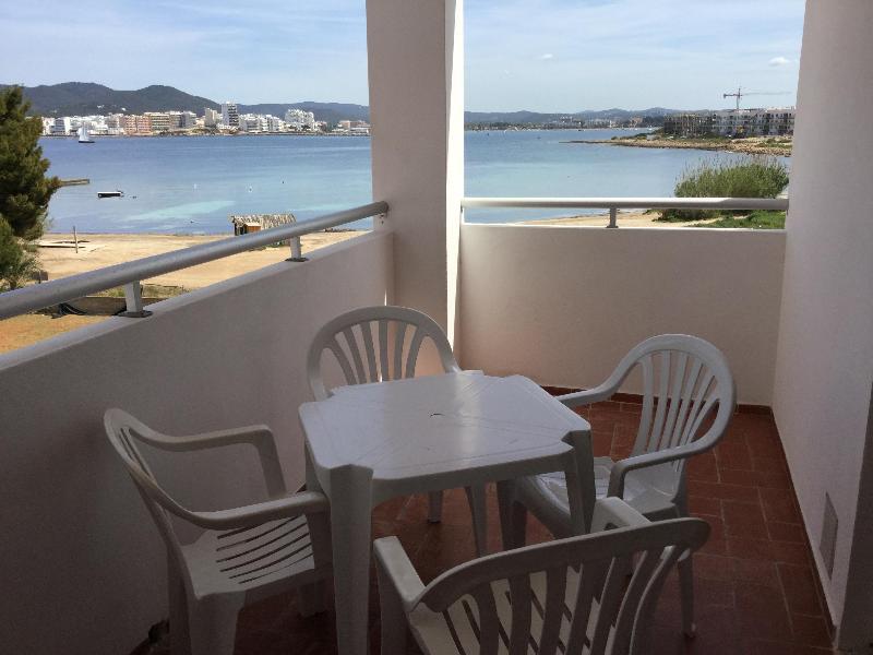 Apartamentos Alba San Antonio  Exteriér fotografie