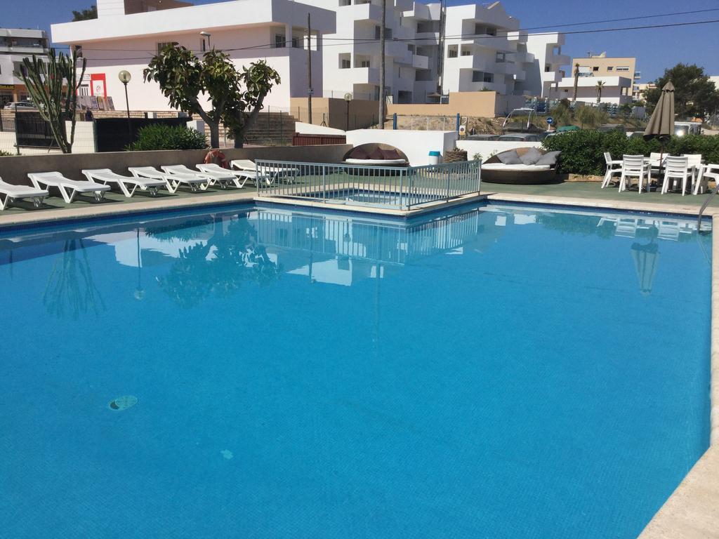 Apartamentos Alba San Antonio  Exteriér fotografie