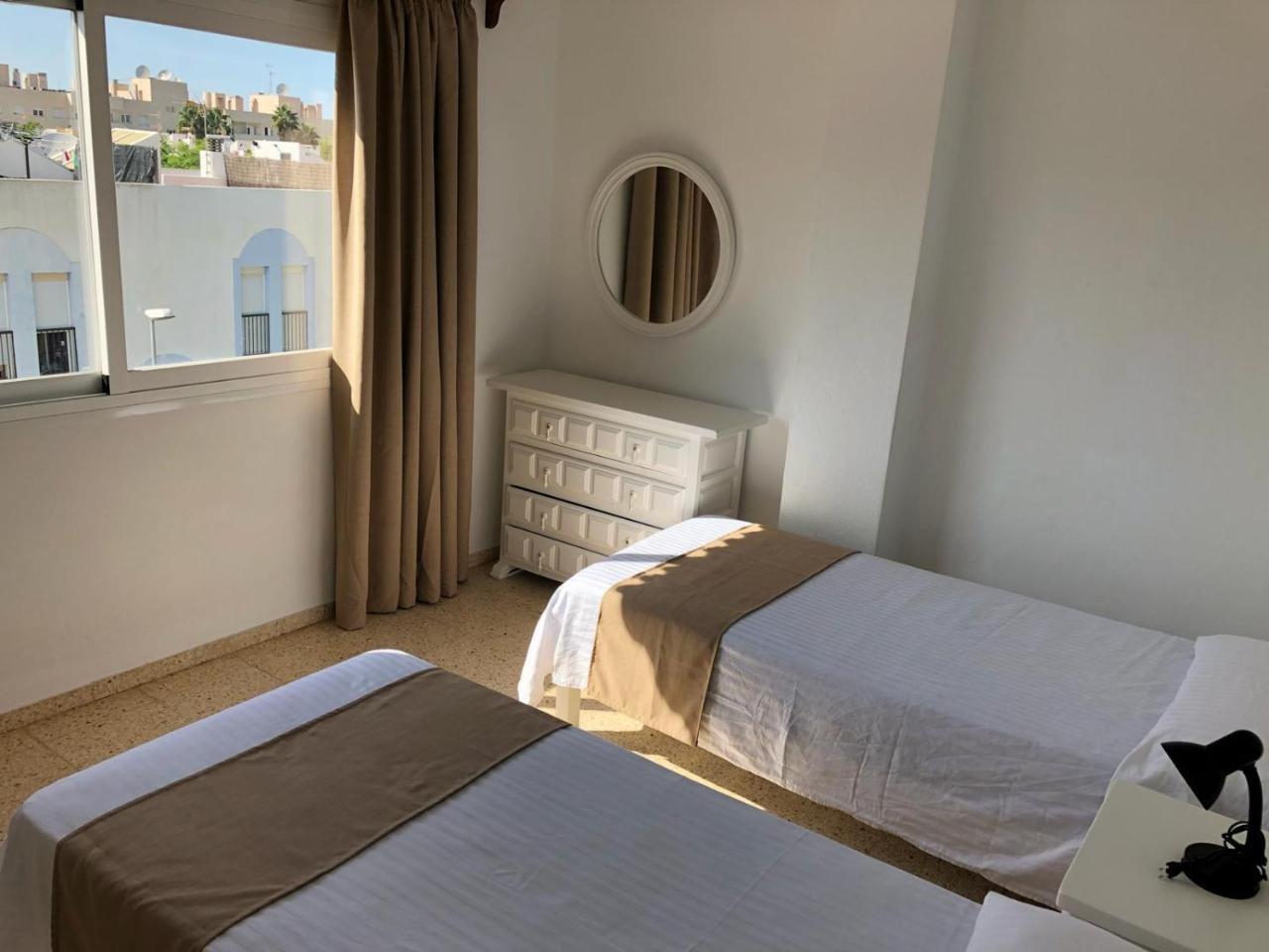 Apartamentos Alba San Antonio  Exteriér fotografie
